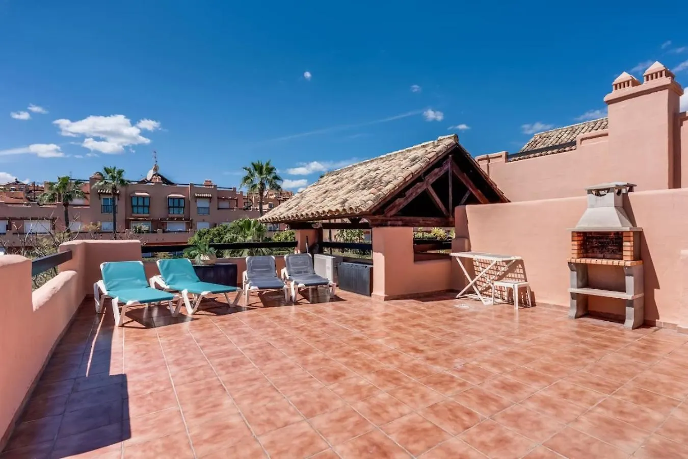 شقة Casares Del Sol - Roof Terrace With Amazing View إسبانيا