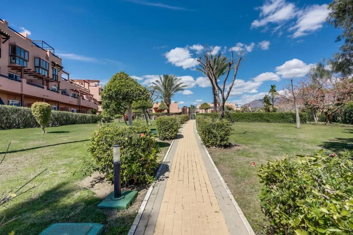شقة Casares Del Sol - Roof Terrace With Amazing View